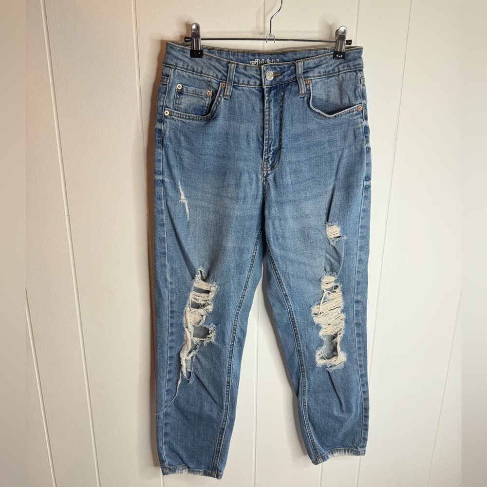 Wild Fable baggie boyfriend ripped jeans